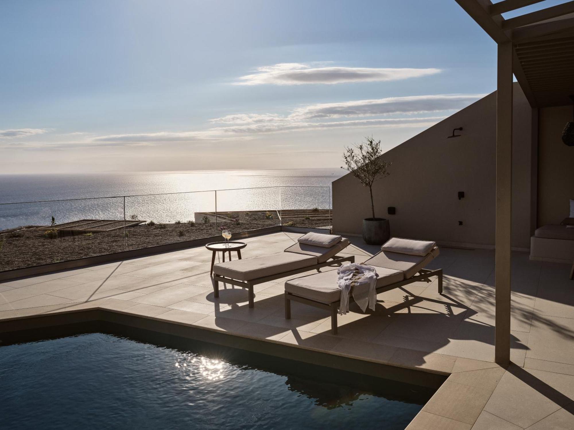 Yoma Cove Suites Volimes Exterior photo